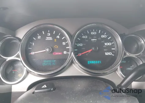 2008 Chevrolet Silverado 1500 Work Truck z USA, uszkodzony, nr VIN 1GCEK19C88Z279708